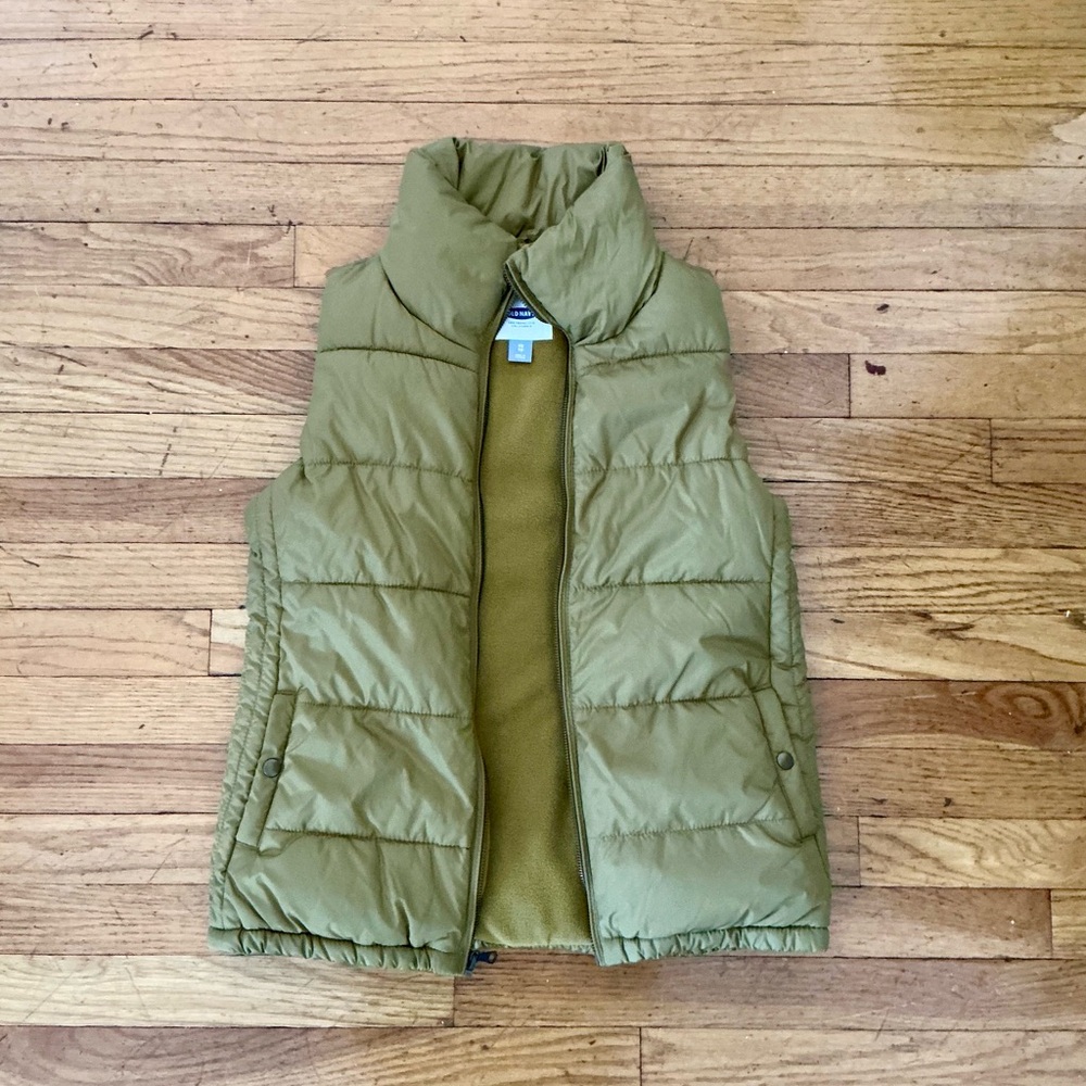 Old Navy - Women's Olive Green Puffer Vest